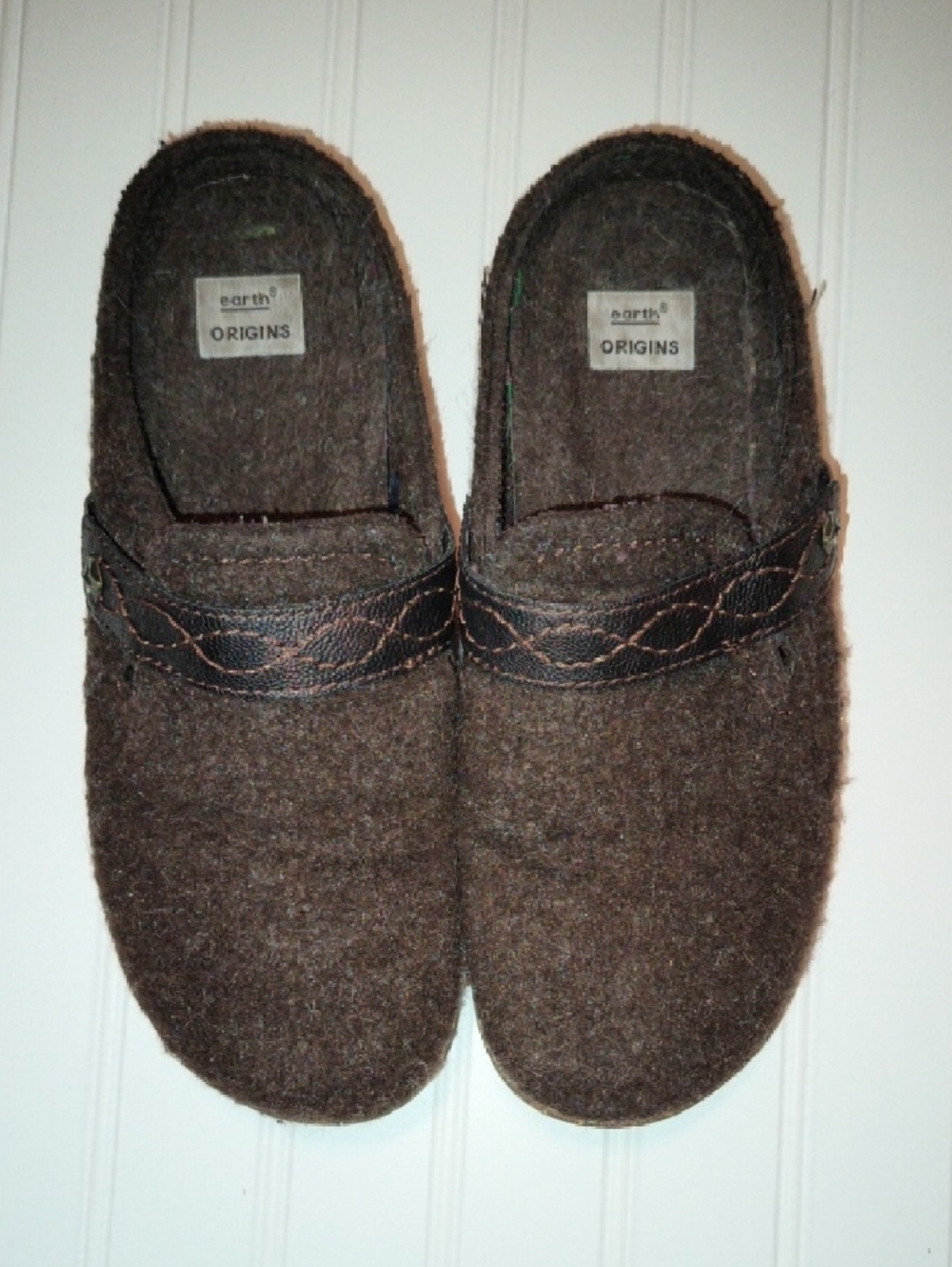 Earth Origins Felt Slip-Ons - Brown & Black / Size 8 1/2 - Picture 5 of 6